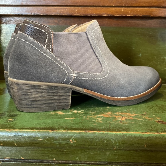 BIZA Carson Distressed Charcoal Graphite Leather Ankle booties, Women’s 39. - Picture 5 of 16